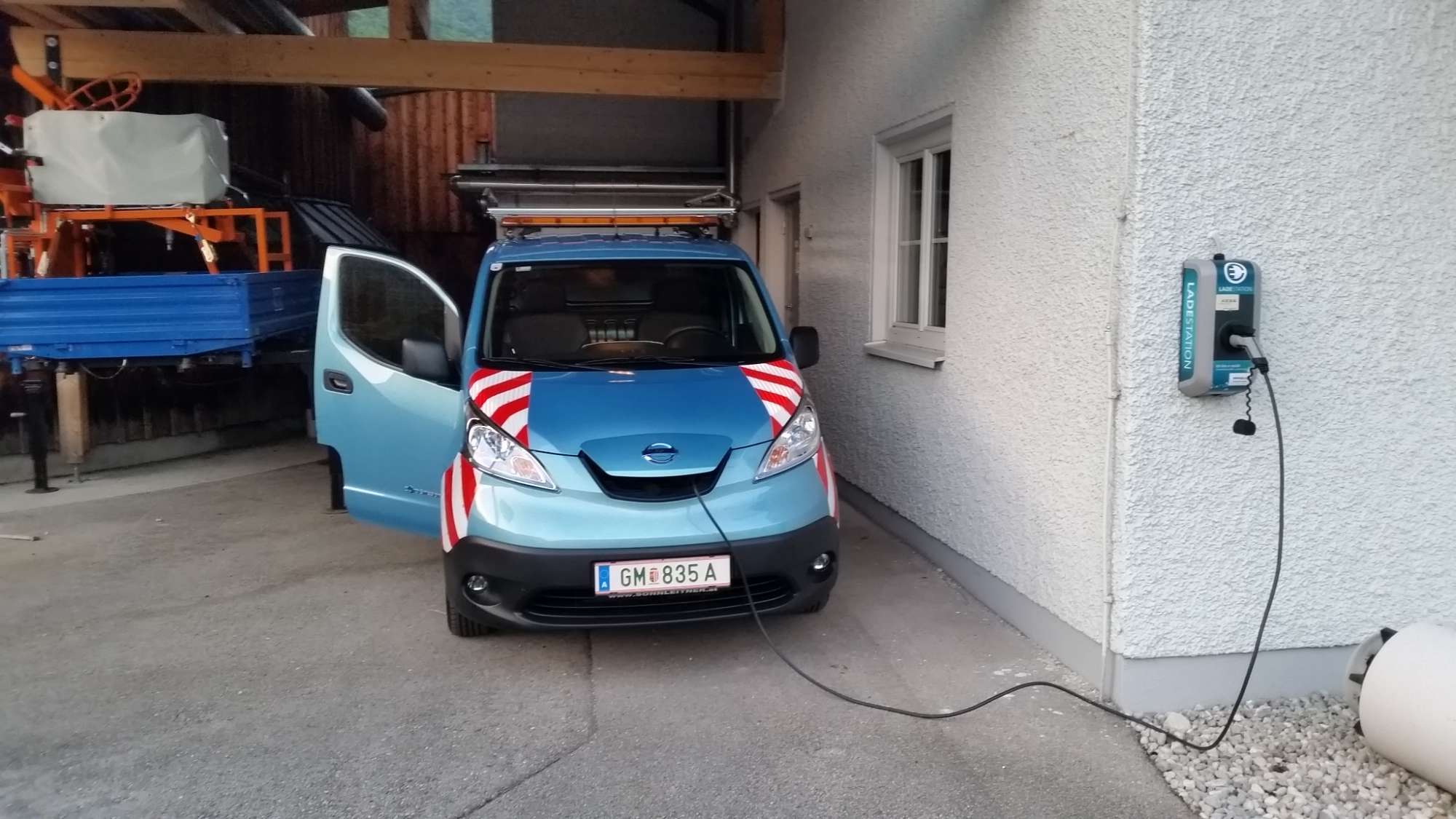 neuer E-Bus
